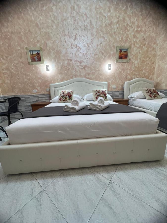 Relax On 2 - Guesthouse Рим Екстер'єр фото