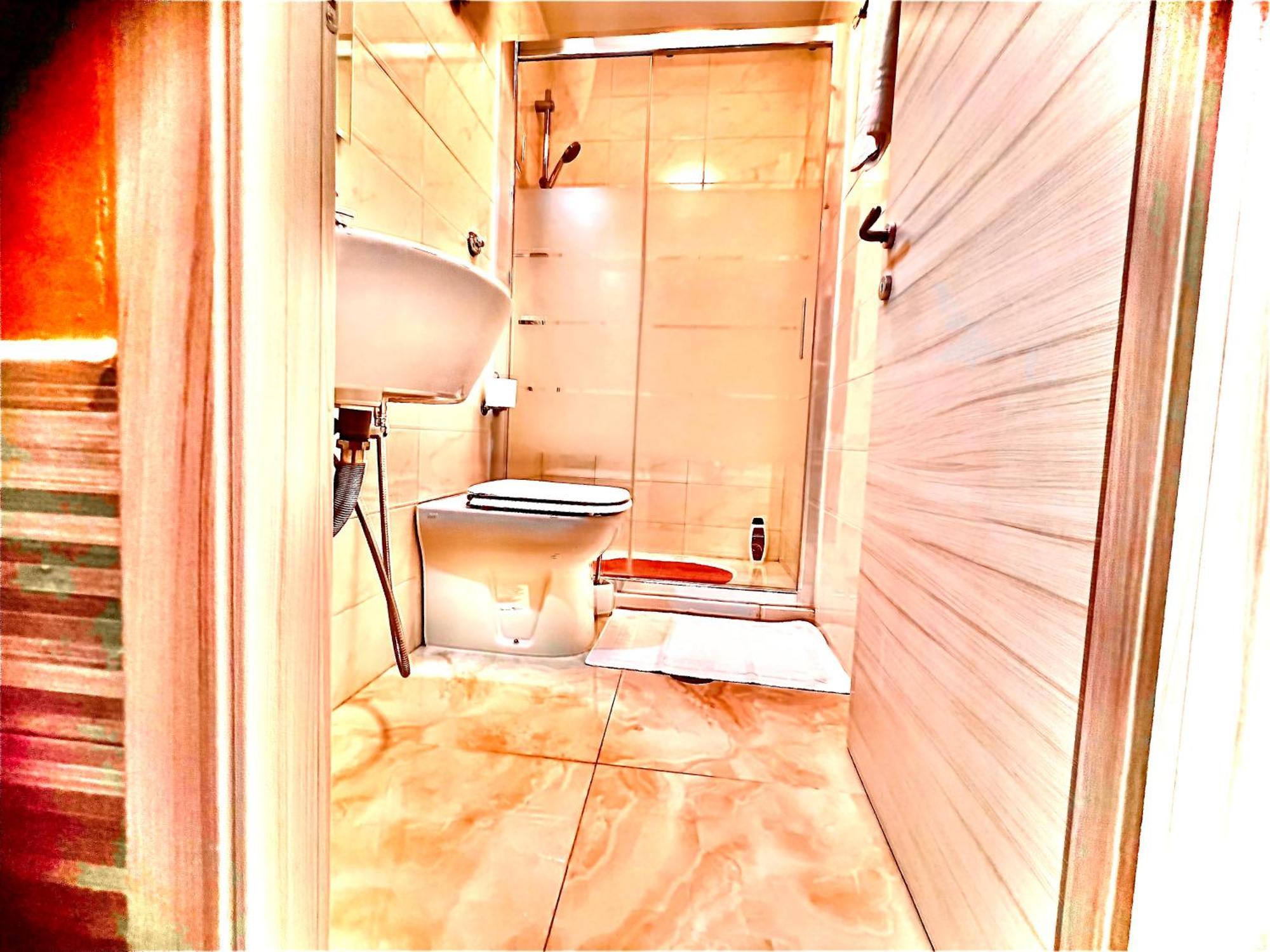 Relax On 2 - Guesthouse Рим Екстер'єр фото