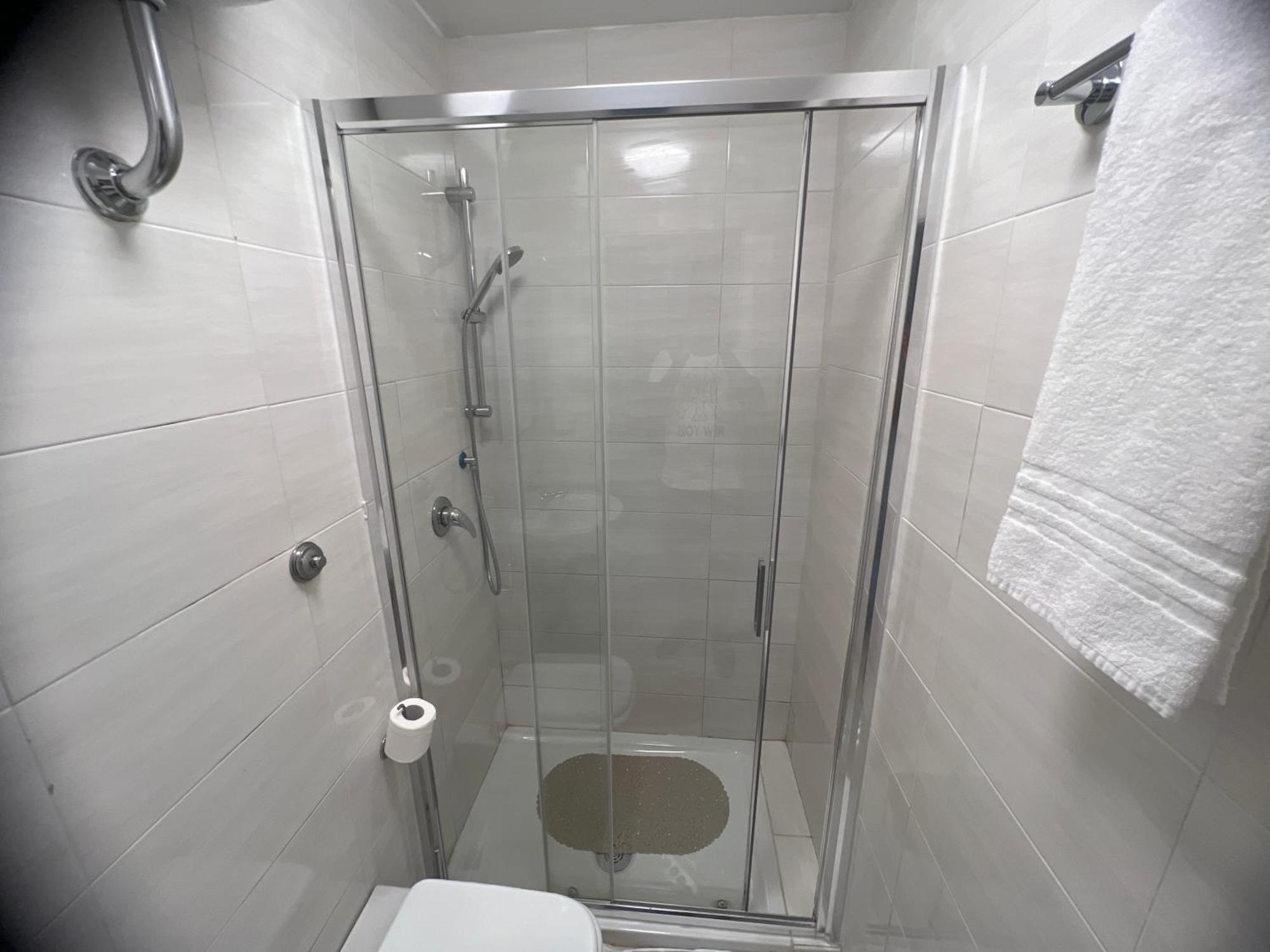 Relax On 2 - Guesthouse Рим Екстер'єр фото