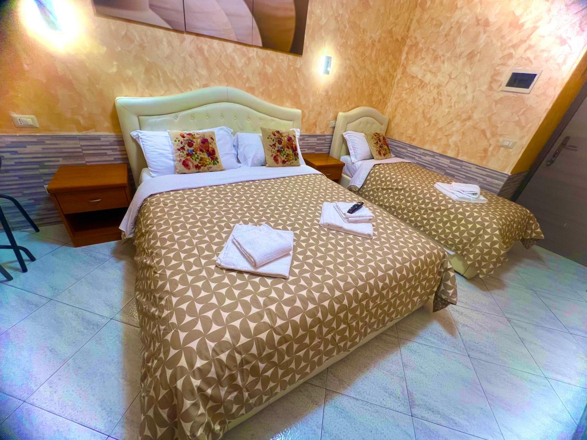 Relax On 2 - Guesthouse Рим Екстер'єр фото
